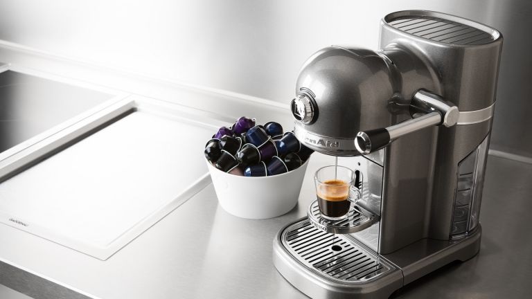 Which Espresso Machine is the Best? Capsule, Pod or Fresh Coffee Powder? 